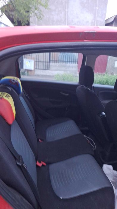 Fiat Grande Punto 2007, 1400cmc, 95 cp., cutie manuală 250 000km,