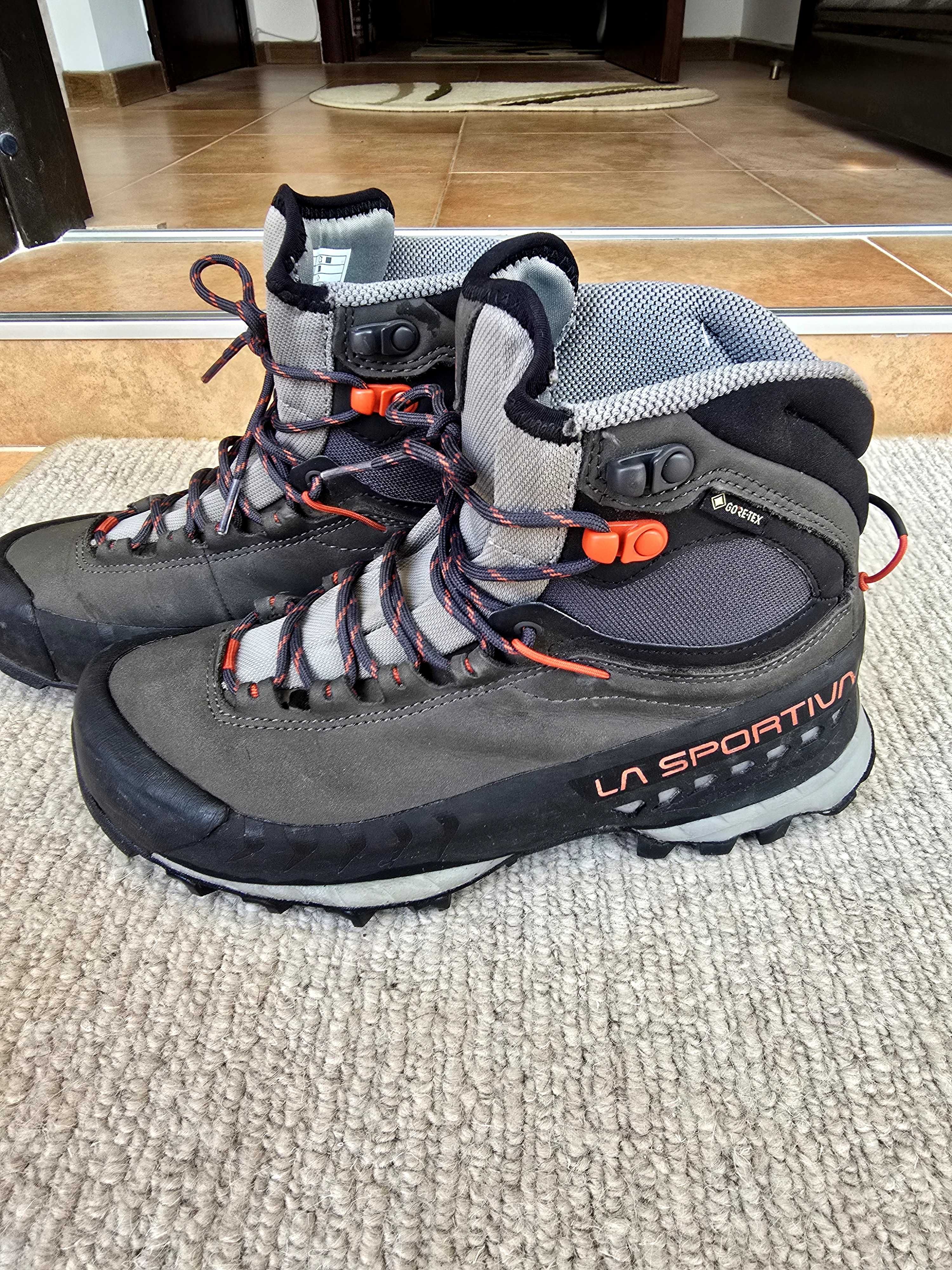 Обувки La Sportiva 38 номер