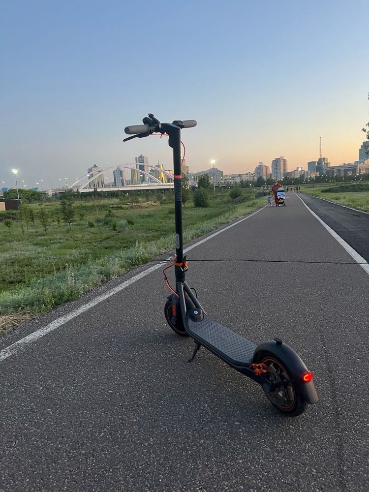 Электросамокат Ninebot F40