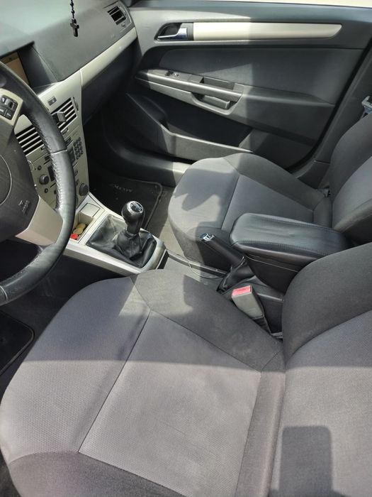 Vând Opel astra h 1.9 cdti 120cai