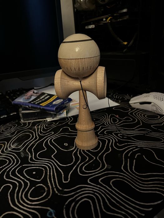 kendama krom gas cream