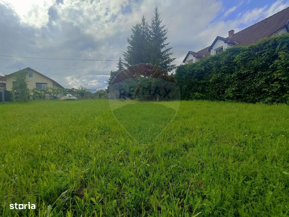 Teren intravilan de vanzare