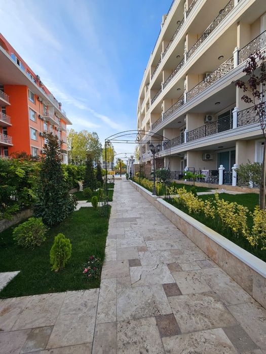 Дава се под наем Къща в к.к. Слънчев бряг - 55 кв.м за 30000 € - Снимка #2