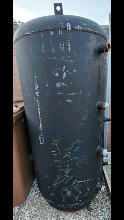 Vand puffer de 800 litri cu serpentina