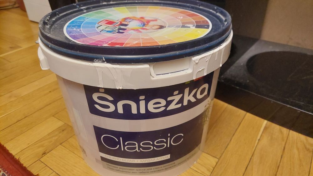 Матовая акриловая краска