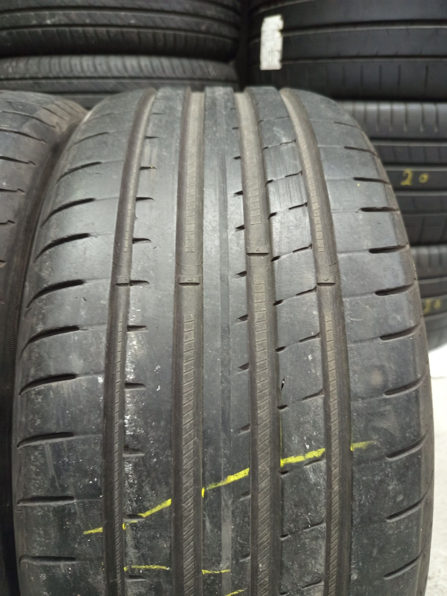 Goodyear 225/45/17-2бр