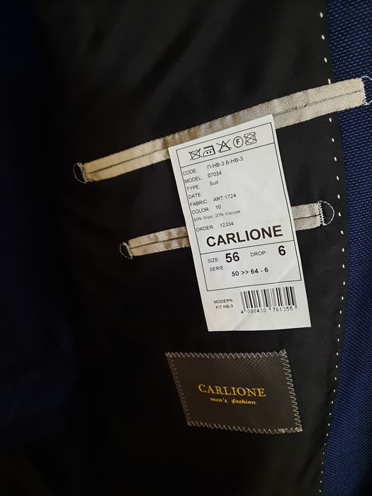 Мужской костюм фирмы "Carlione"