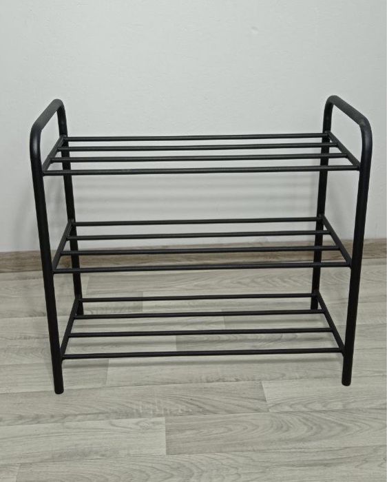 Обувницы черные и белые неразборная длина 60 см