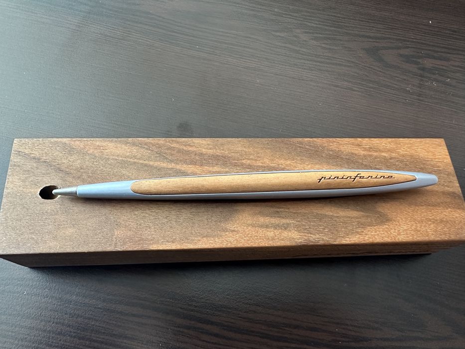 Pininfarina вечна писалка CAMBIANO