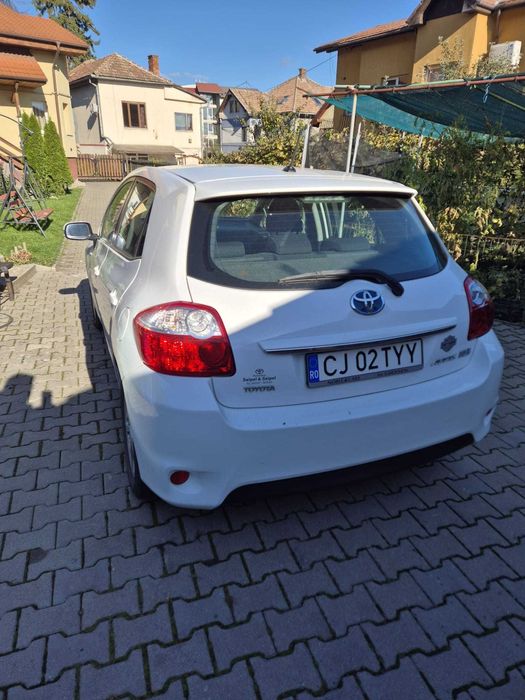 Vand Toyota Auris