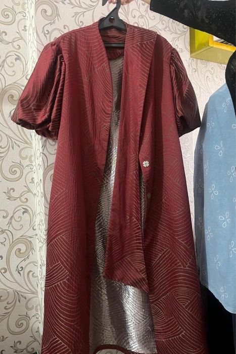 Продам нарядное платье