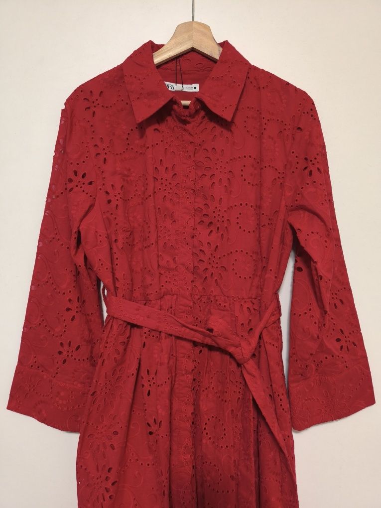 Rochie nouă, broderie, Zara, M, S