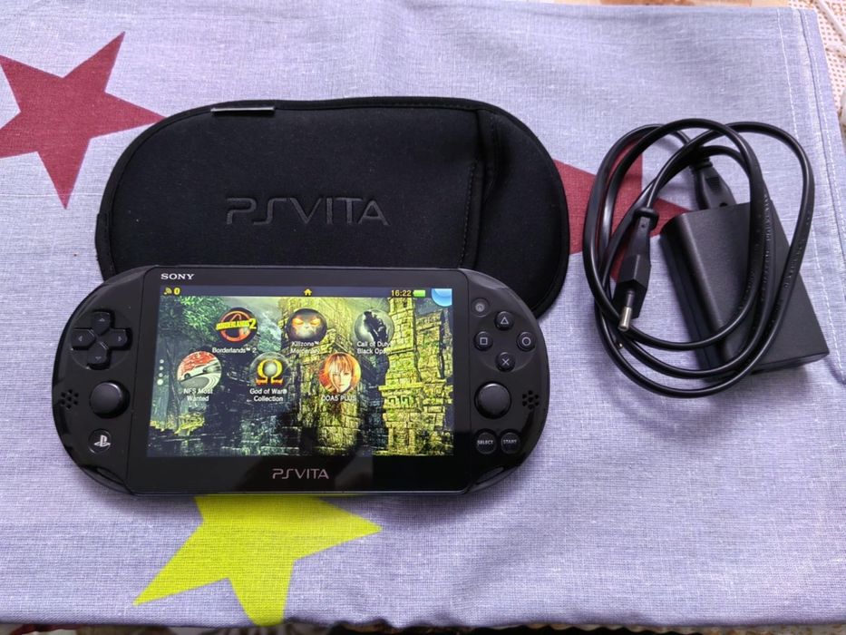 Ps vita slim с много игри