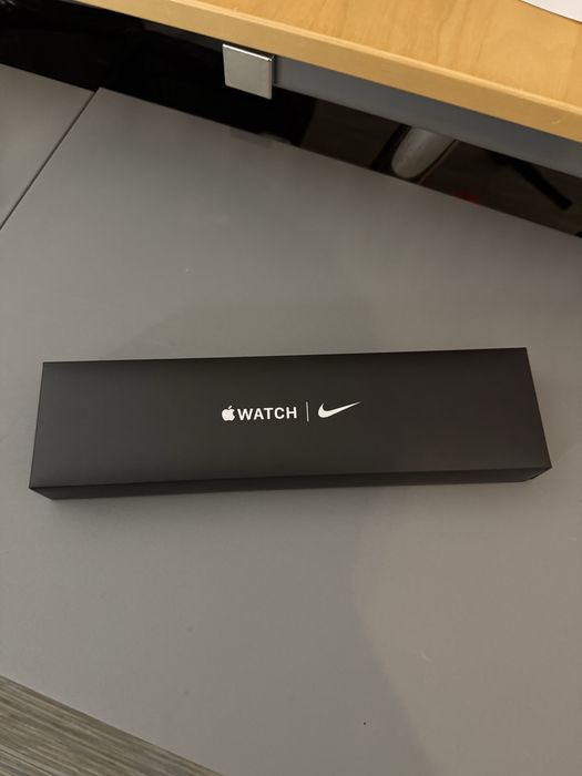 Apple Watch SE Nike Edition 40mm