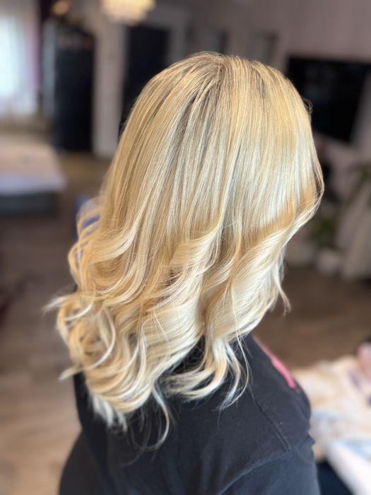 Coafor la domiciliu, balayage, suvite, vopsit, tuns, coafat eveniment