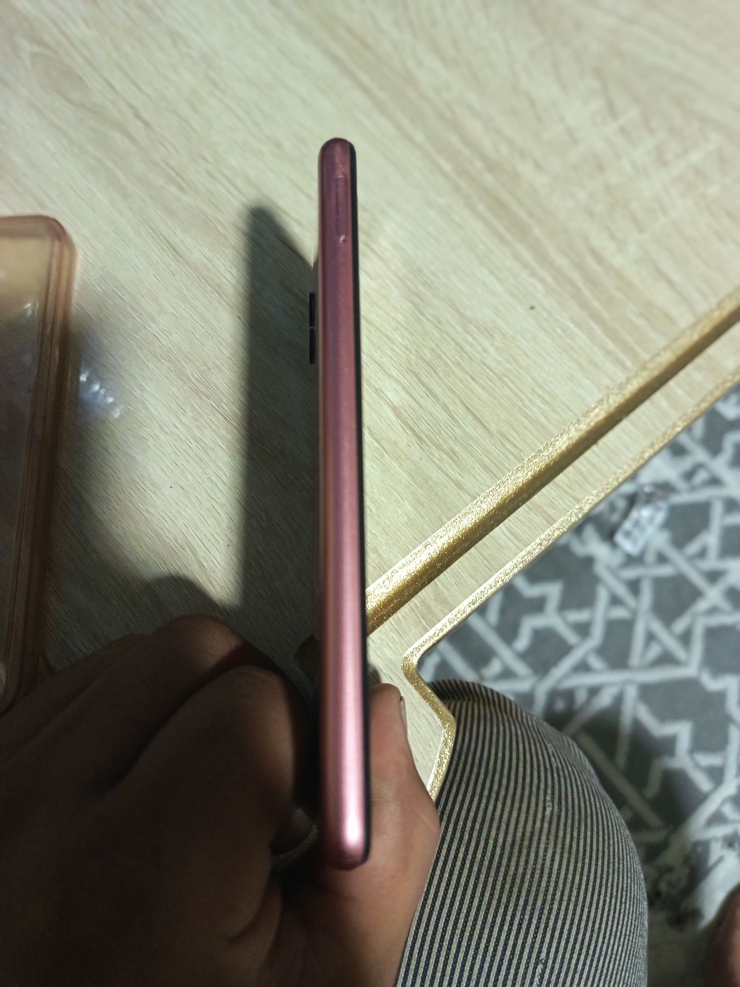 Samsung A04 telefoni ishlashiga garantiya 6 oy ishlatilgan