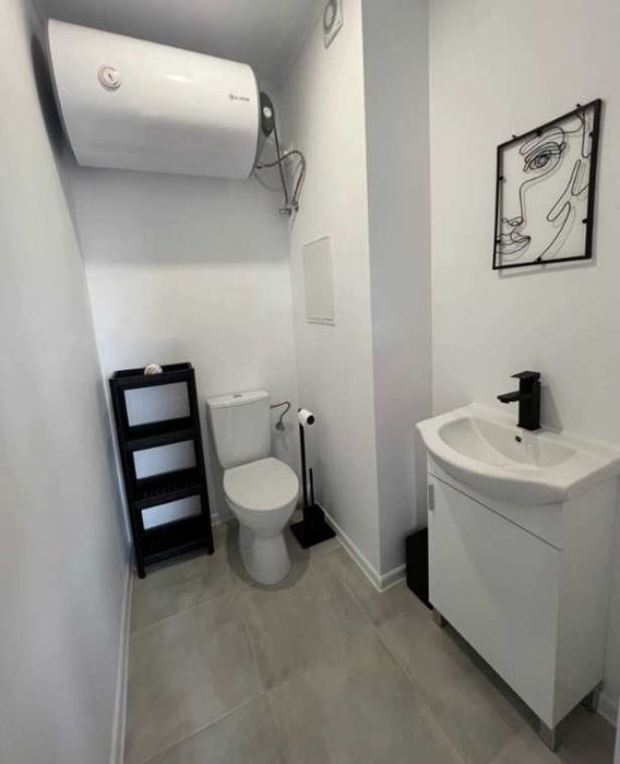 Дава се под наем Тристаен апартамент в София, Малинова долина - 120 кв.м за 850 € - Снимка #8