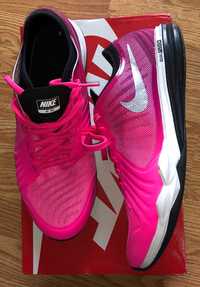 Nike оригинални с кутия нови дамски кецове маратонки неон розови найк