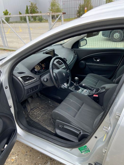 Vând Renault Megane 3 Break 1.5 110 CP