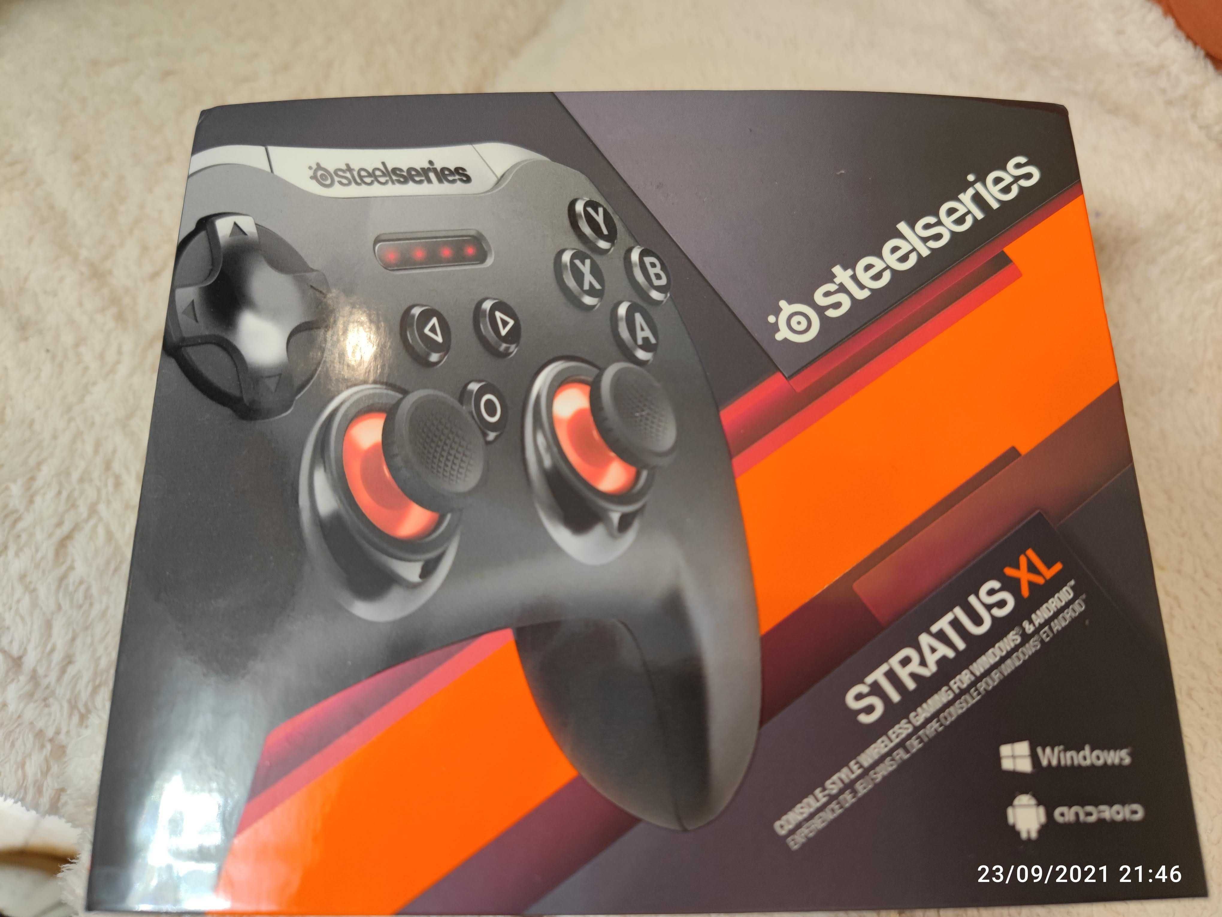 Vând joystick gamepad controller Steelseries Stratus XL NOU