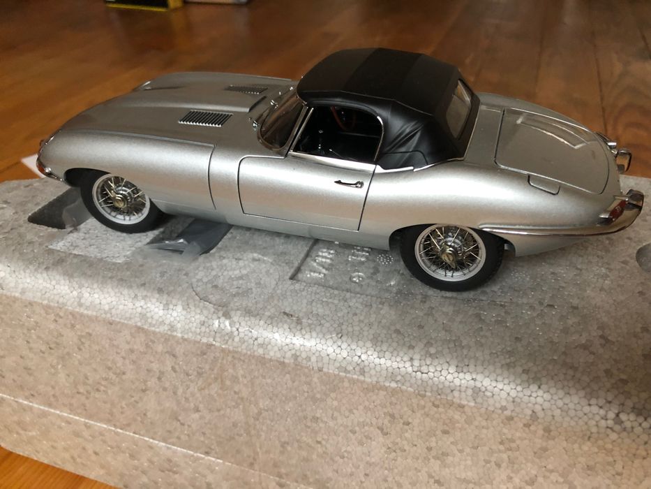 1:18 Jaguar E-Type 1961 AutoArt Signature 0100
