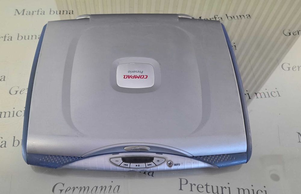 Laptop de coletie Compaq Presario 1400 - 2002 - import Germania