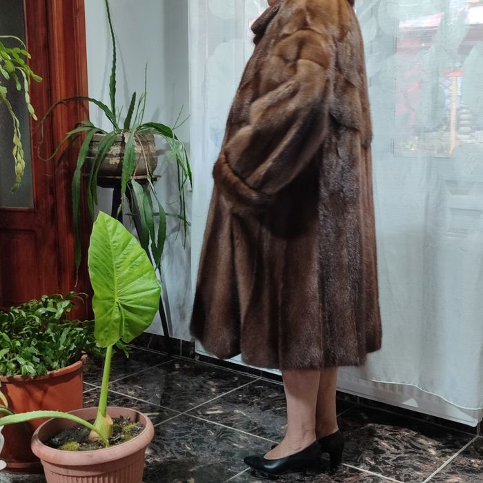 Eleganta si sofisticata , impecabila , exclusivista , VIZON  natural.