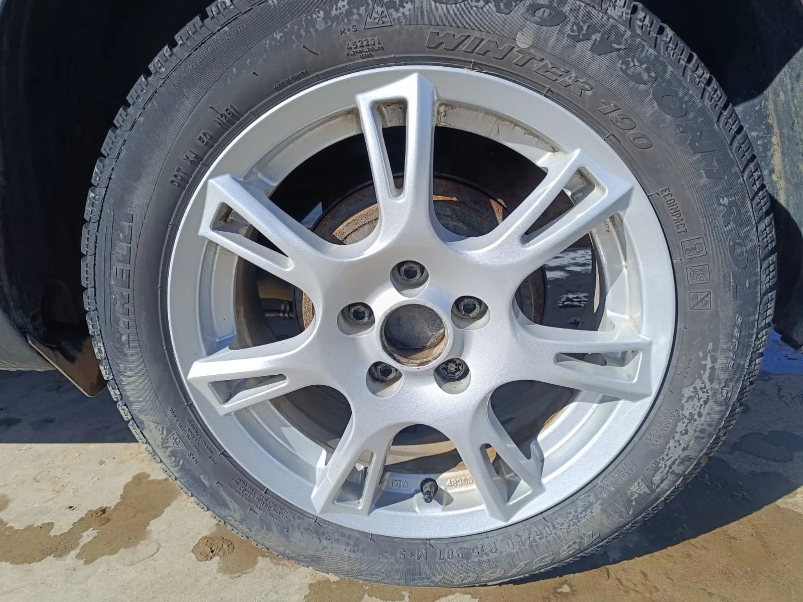 Dezmembrari / Dezmembrez Skoda Fabia 3 1.3 Benzina manuala 5 trepte cod culoare LF7Y