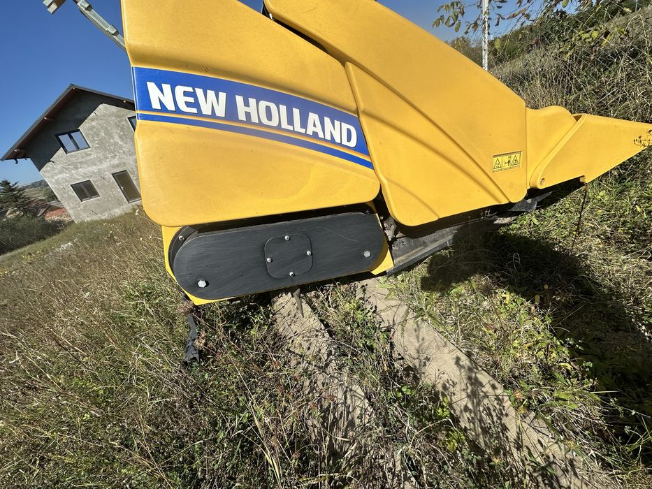 De vânzare: Heder porumb New Holland NH 980CR 6R 70