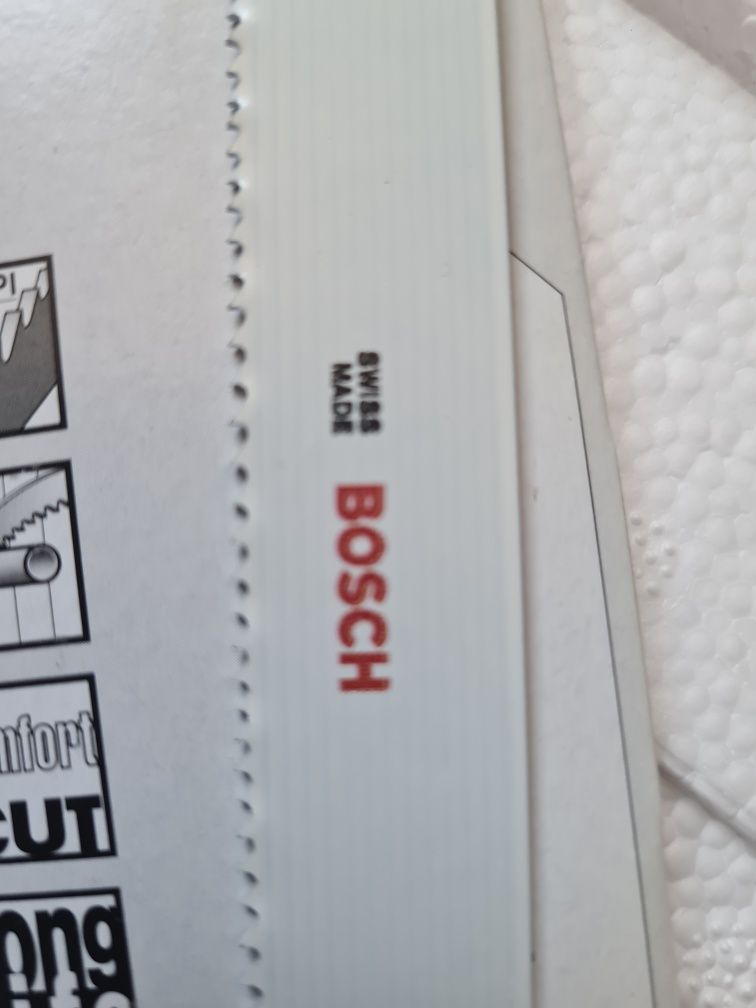 Set panze fierastrau sabie. Bosch S 1122 VF