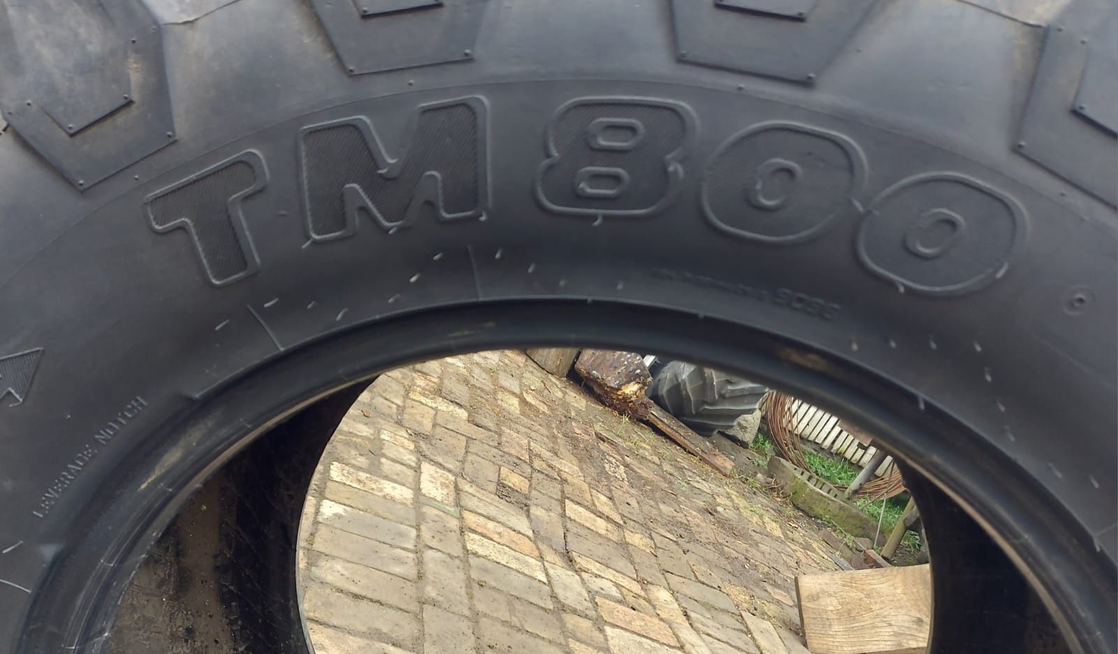 O bucată 480/65 R24 Trelleborg TM 800