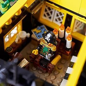 LEGO 21322 Ideas Пиратите от залива Баракуда Pirates of Barracuda Bay