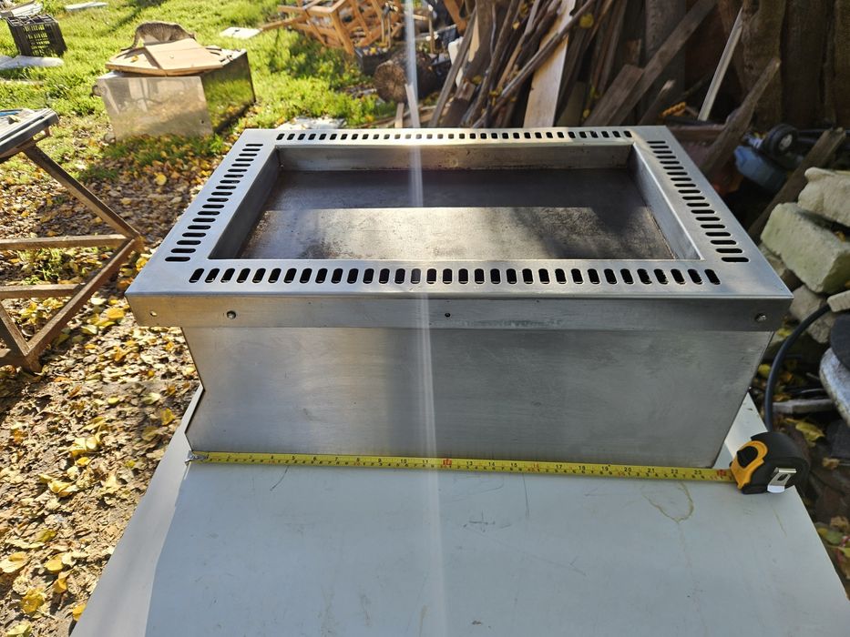 Скара на Газ гладка със стоманена плоча Цена 450лв.