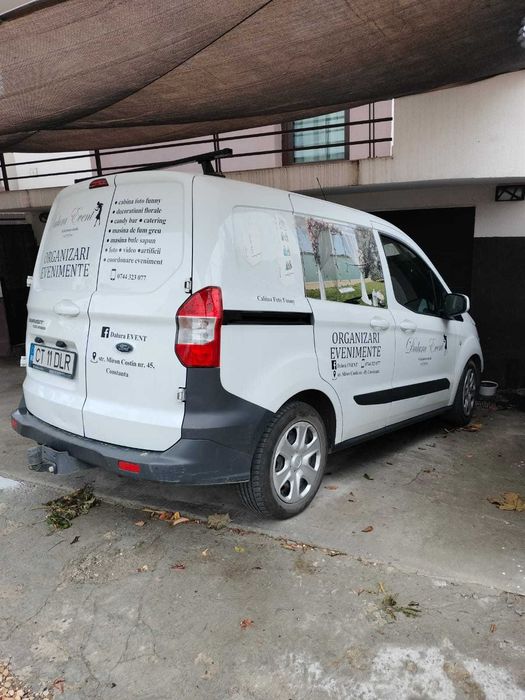 Ford Transit Courier stare impecabila