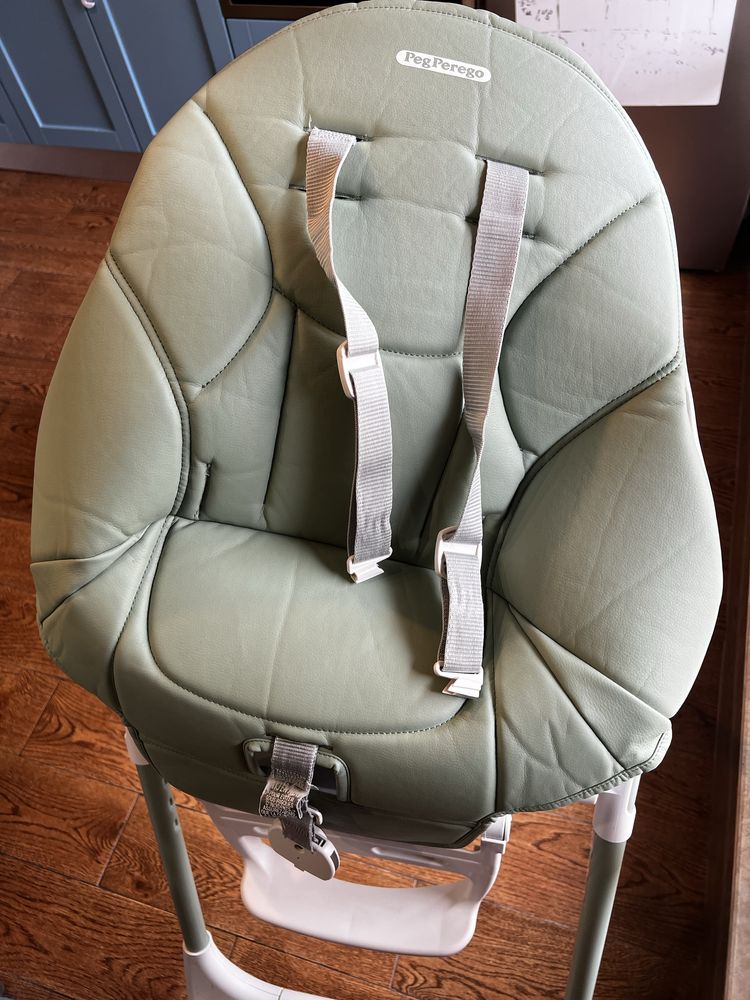 Peg perego follow me столче за хранене