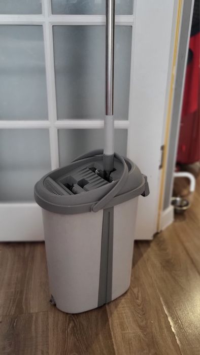 Ведро со шваброй продам