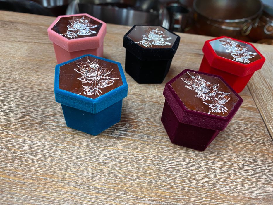 Кутийка за бижута