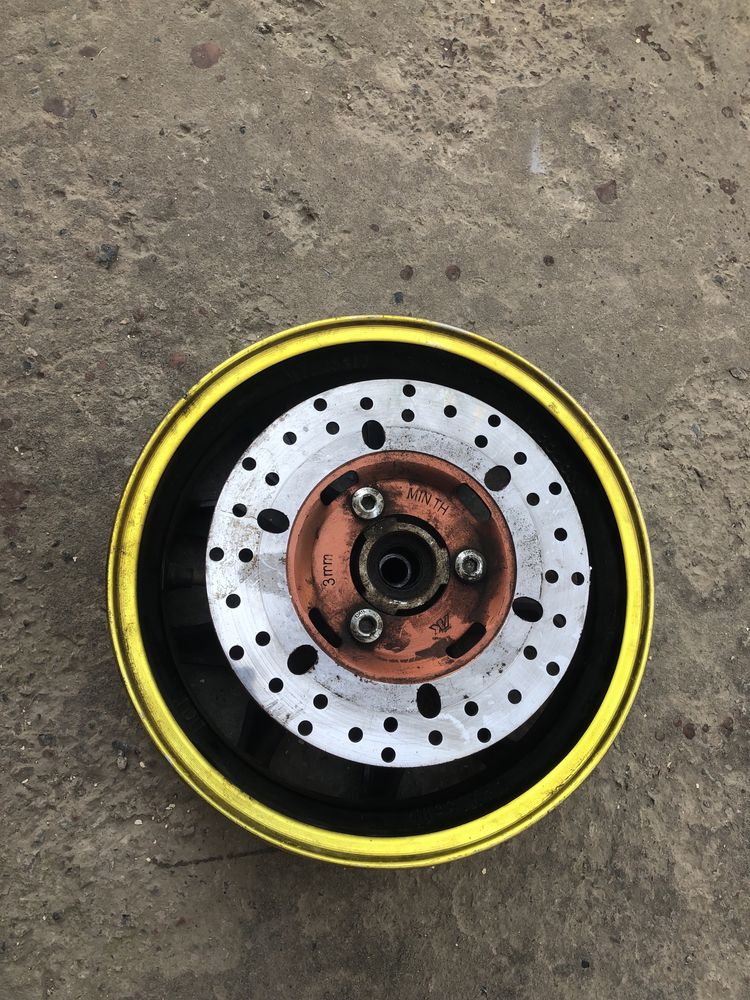 skuter diska razmer 10