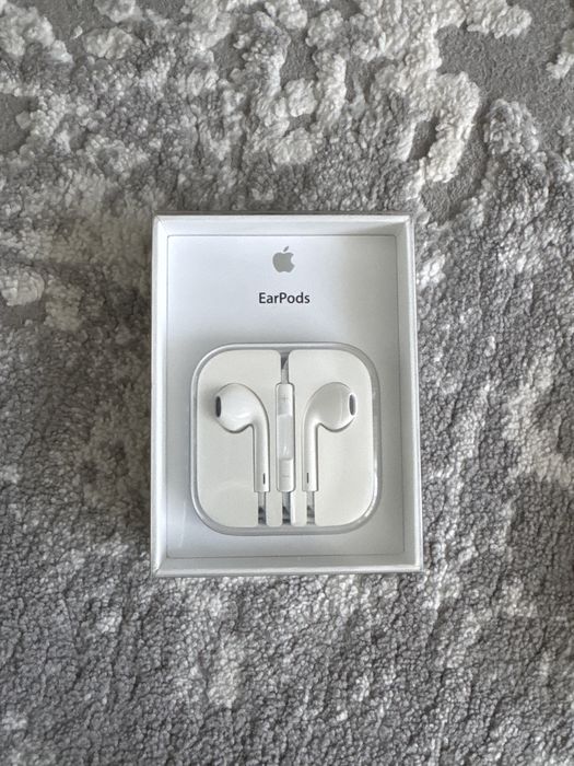 EarPods Apple Model cu Cablu