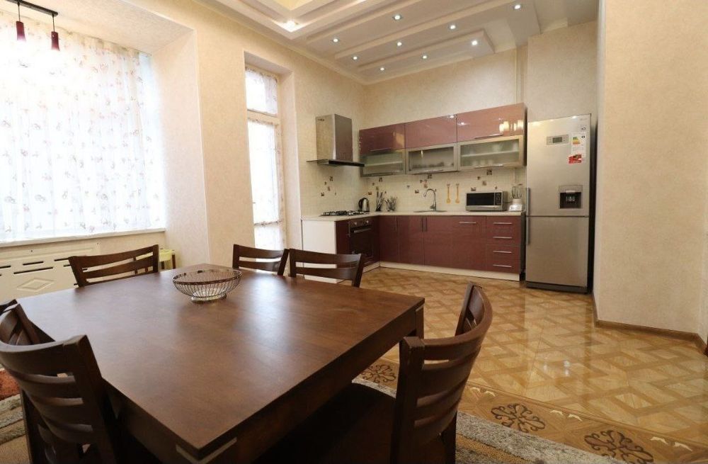 М.Ойбек Гошт ресторан ЖК Империал 2х комнатная евроремонт мебелирована