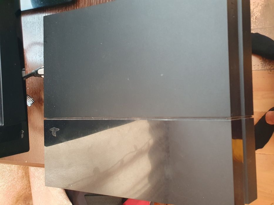 Vand/schimb play station 4