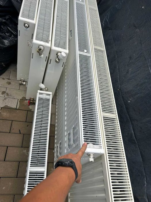 vand 8 calorifere Romstal de dimensiuni diferite