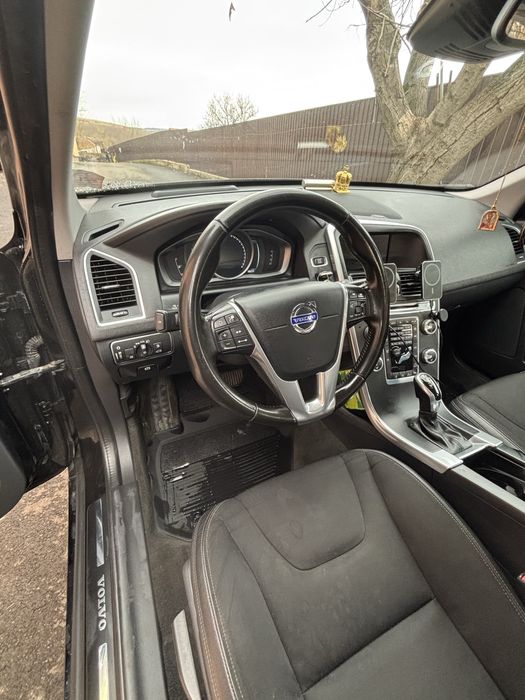 Vand Volvo XC60, 2016, euro 6, 2.4/220 cp distronic