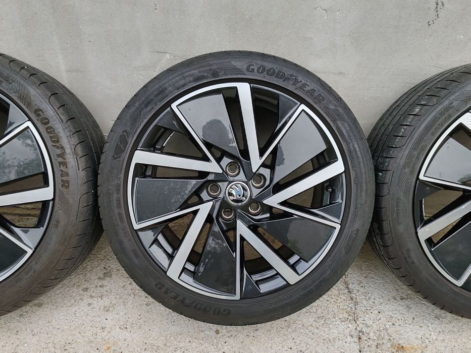 Шкода 18 цола, Skoda Vrs