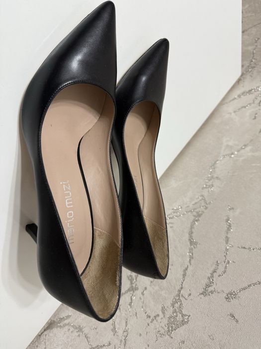 Продам вечерние туфли