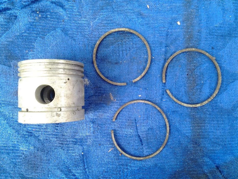 Moto Vintage Piston + Segmenti