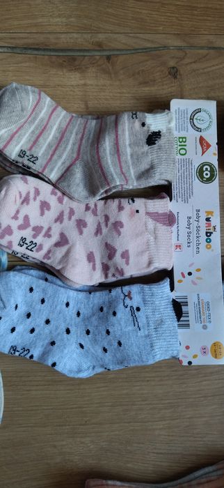 Бебешки чорапи от био памук и шапки