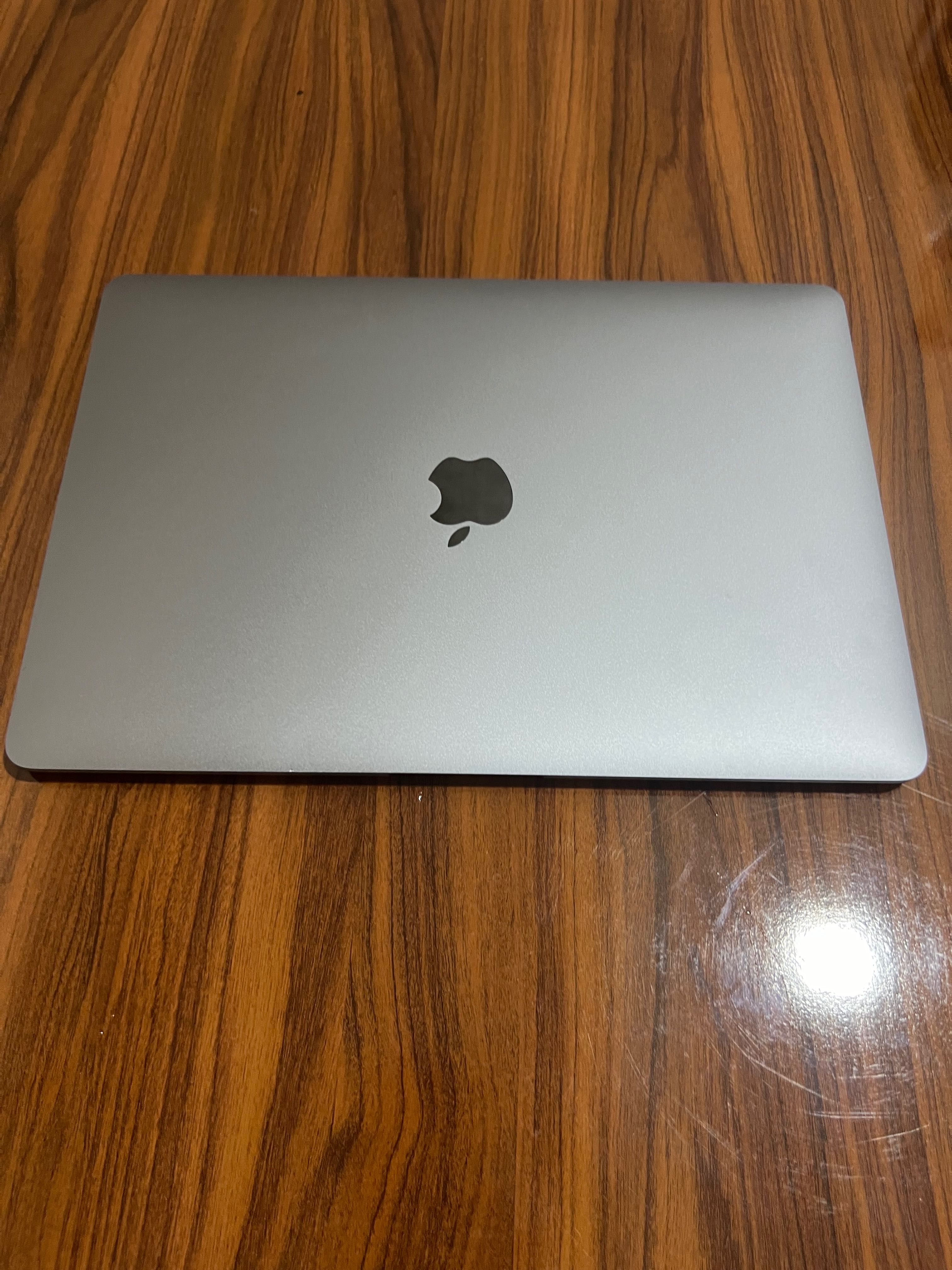 Mac Book Air m1 13