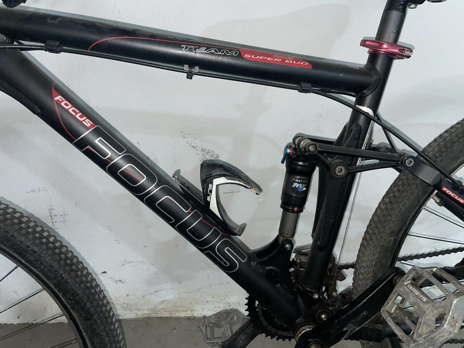Bicicleta Focus Full-suspension
