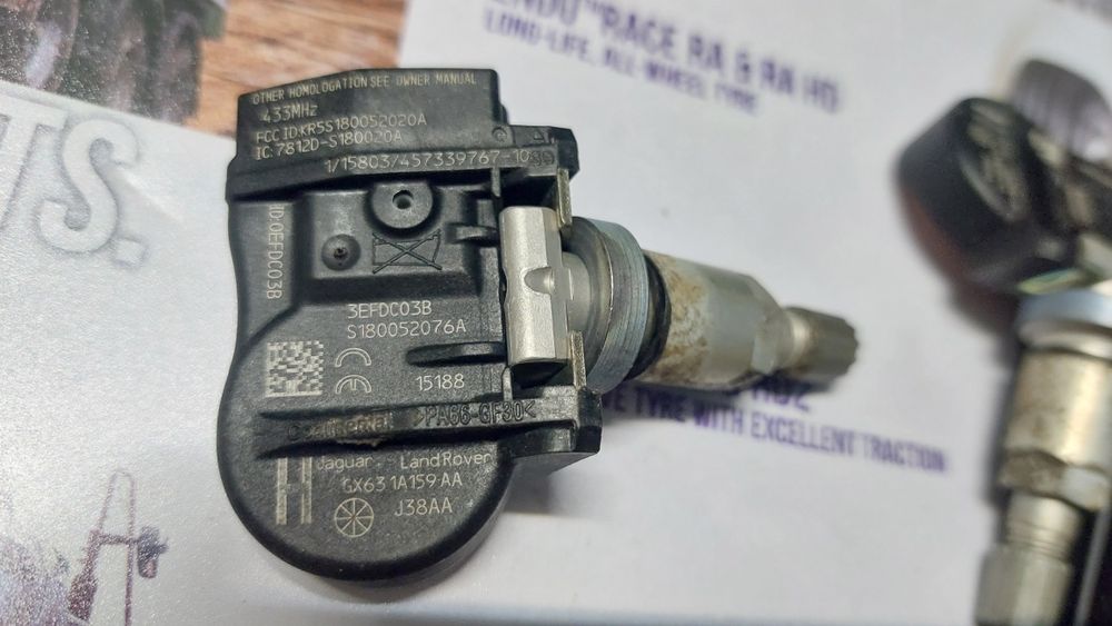 Оригинални TPMS Датчици за Ягуар, Ланд Роувър и Волво